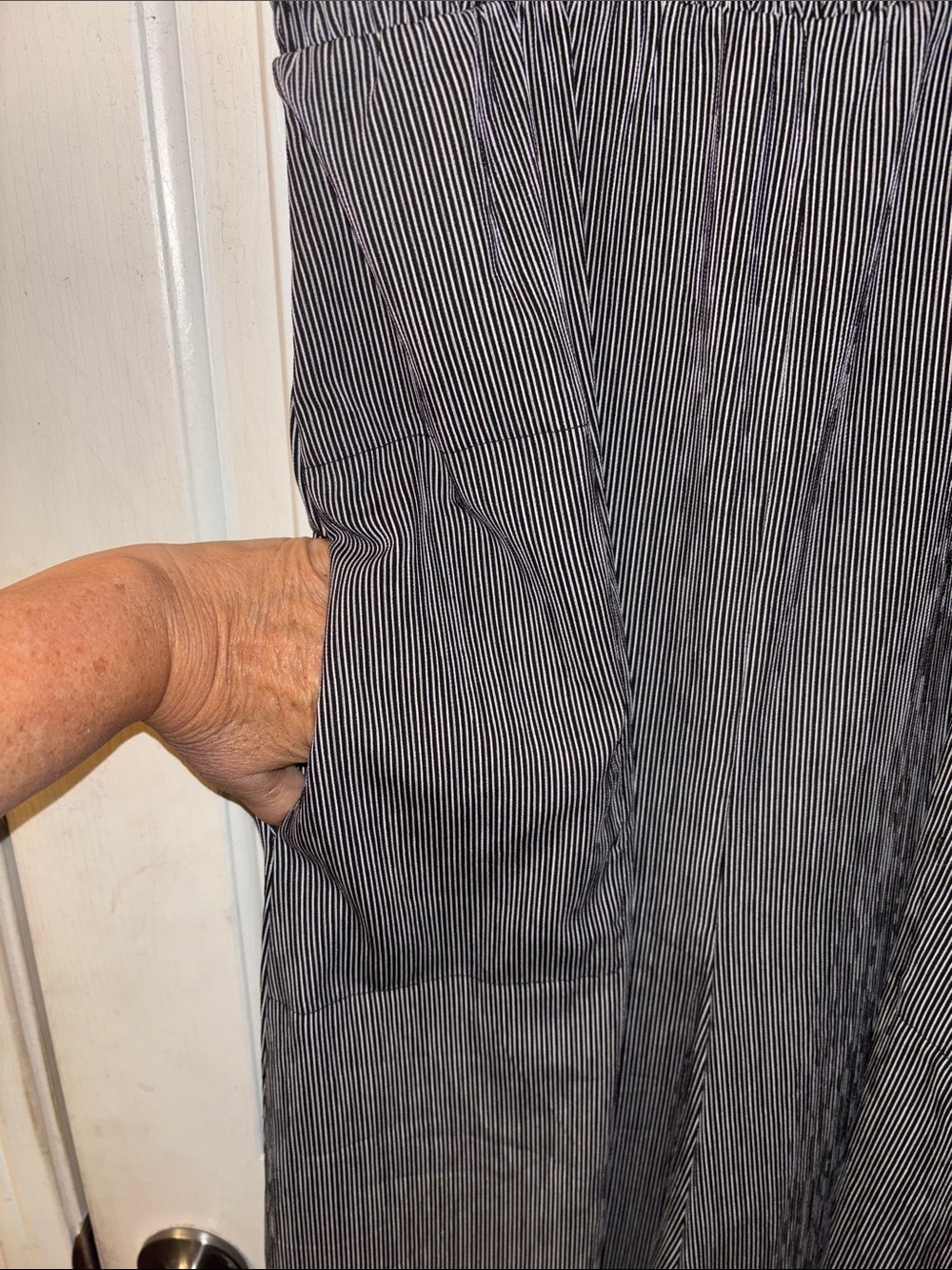 Easel Smocked black and gray jumpsuit M NWT - Picture 4 of 7